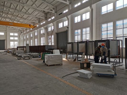 Industrieller Keramikofen in modularer Bauweise, stationär oder mobil, mit Kammerbreiten von 600-1200 mm, konzipiert für industrielle Anwendungen